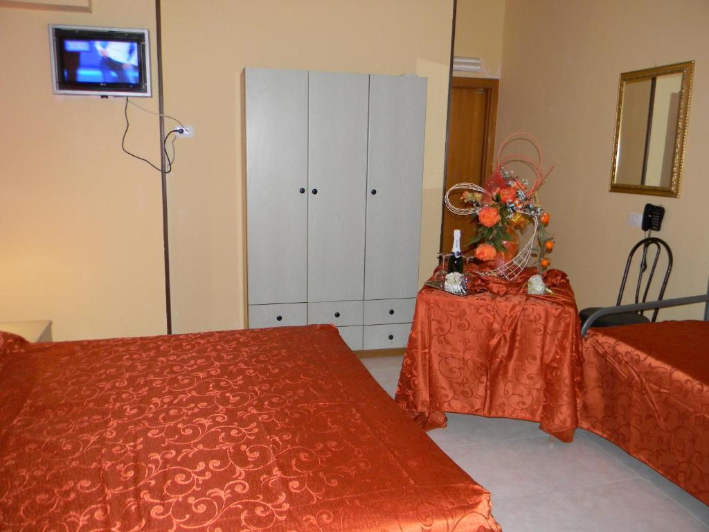 Hotel Mi.Ro. Casalnuovo Di Napoli Ruang foto